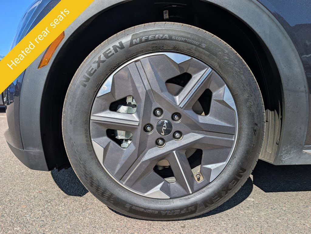 Certified 2025 Kia EV6 Light AWD/4WD image 13