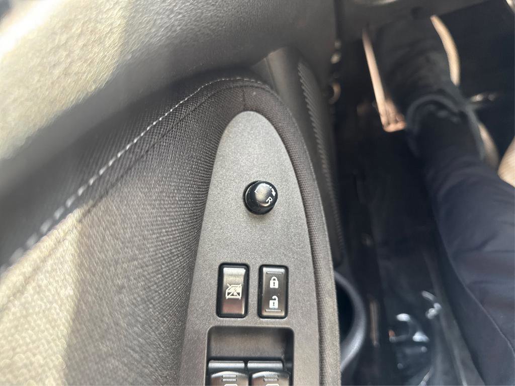 Used 2016 Nissan 370Z Touring image 27