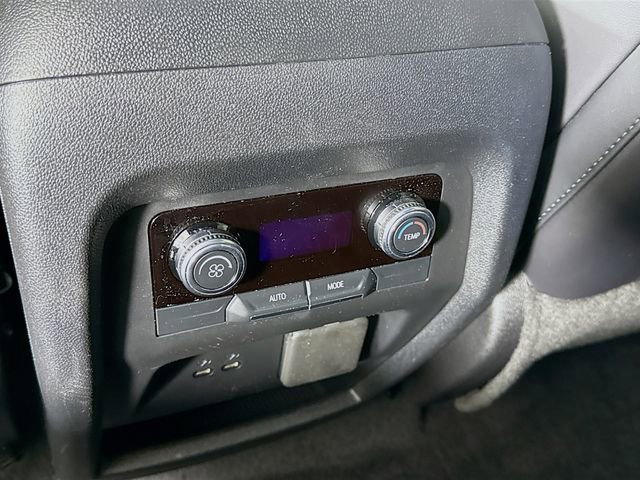 Used 2024 GMC Acadia Elevation FWD image 28