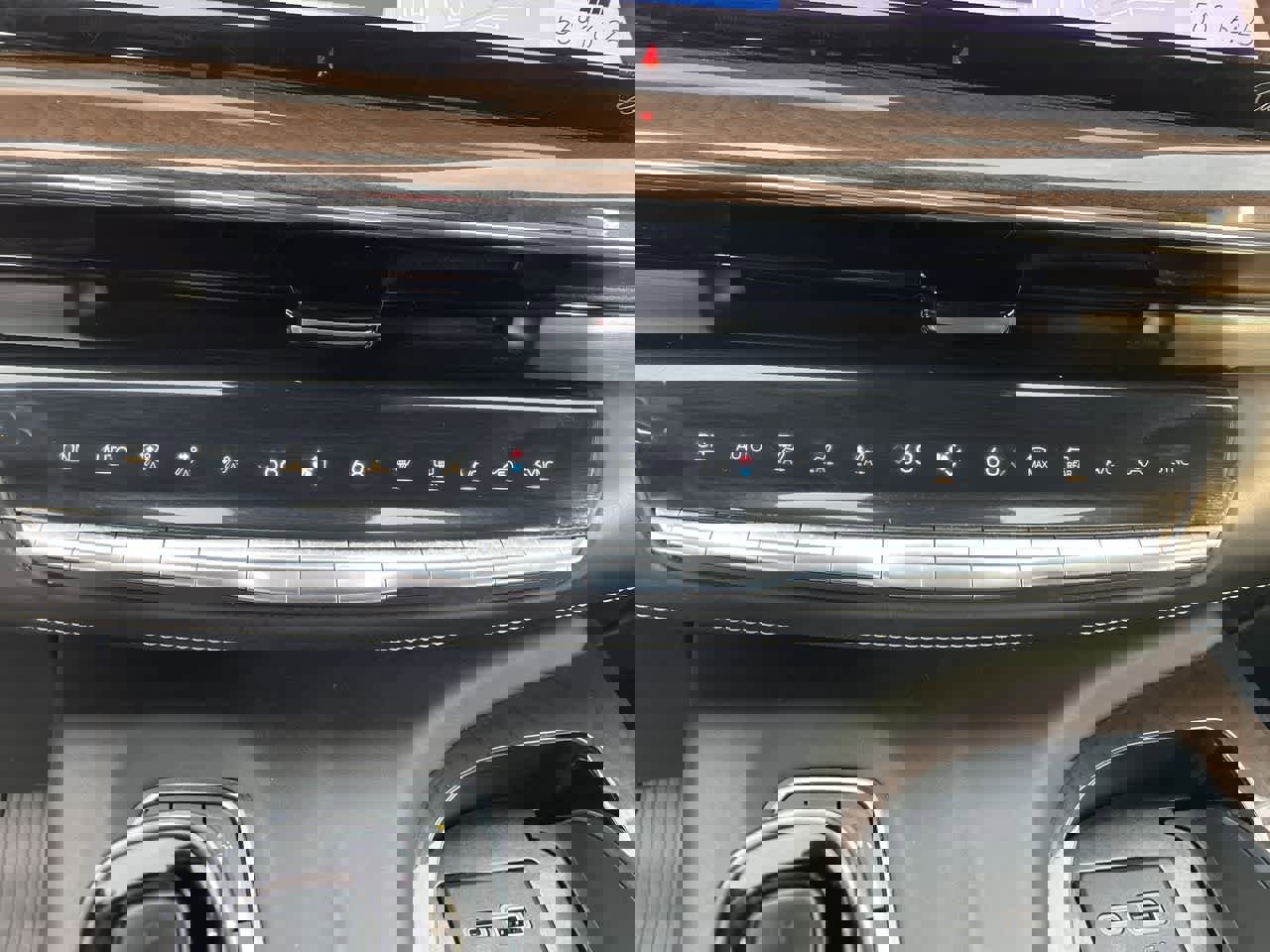 Used 2023 Cadillac Escalade Sport Platinum w/ Heavy-Duty Trailer Package image 37