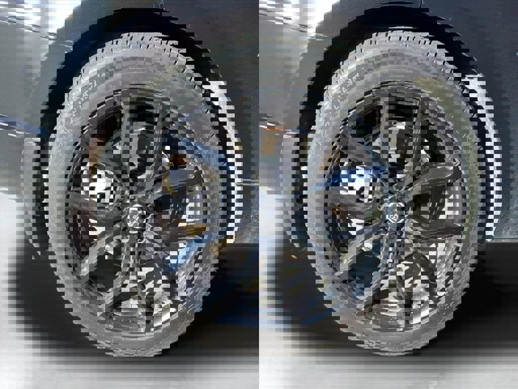 Used 2022 Land Rover Range Rover Sport HSE Silver Edition image 4