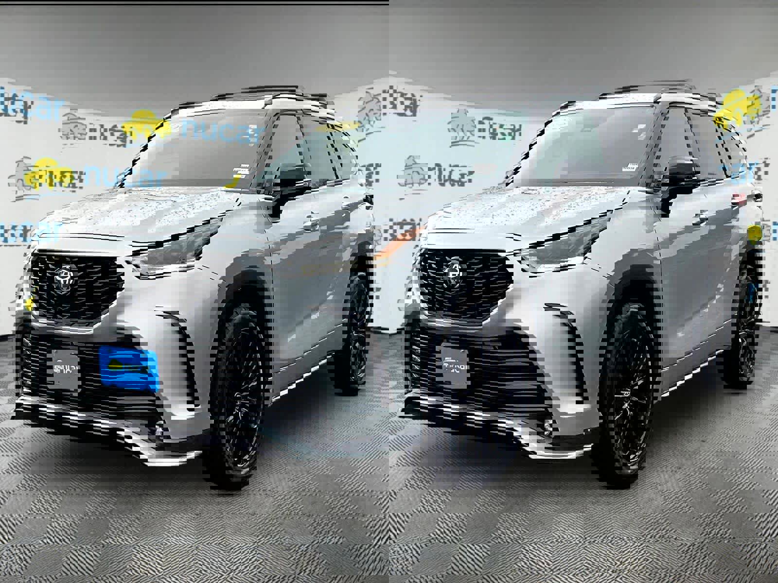 Used 2023 Toyota Highlander XSE image 3