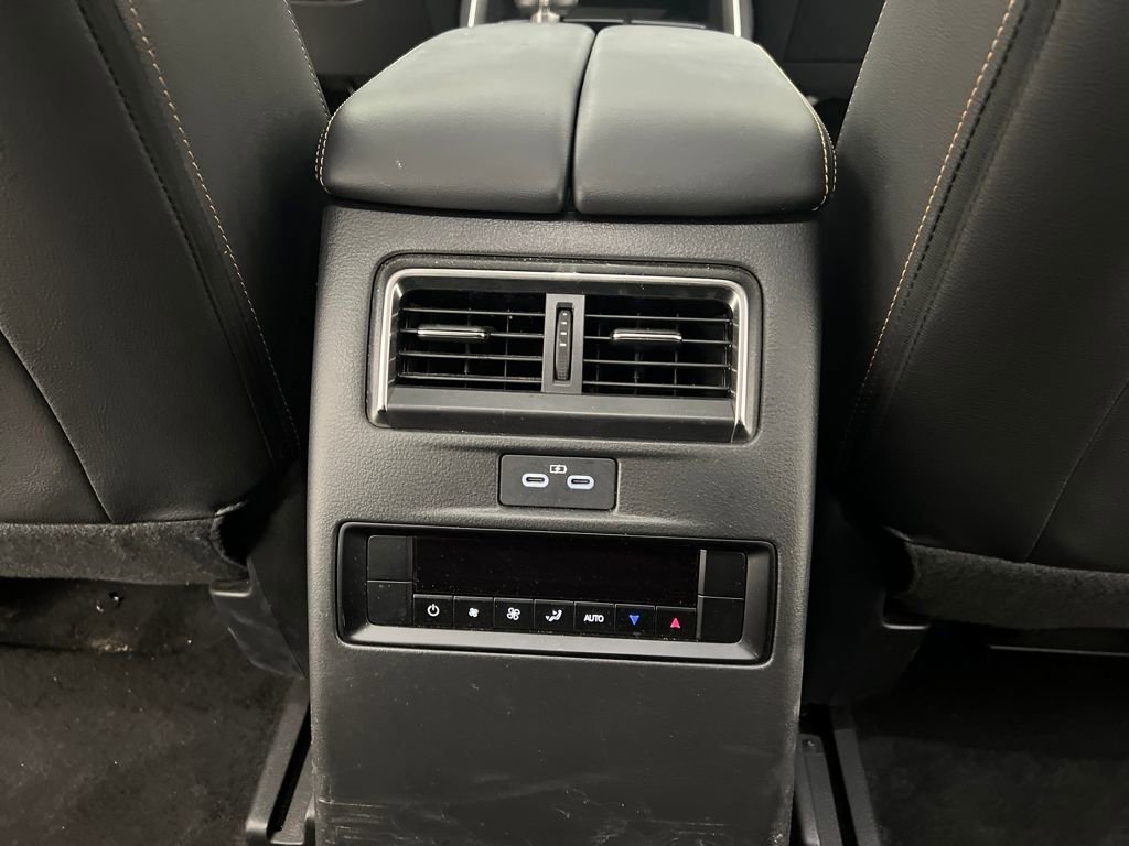 Used 2025 MAZDA CX-70 3.3 Turbo w/ Preferred Package image 21