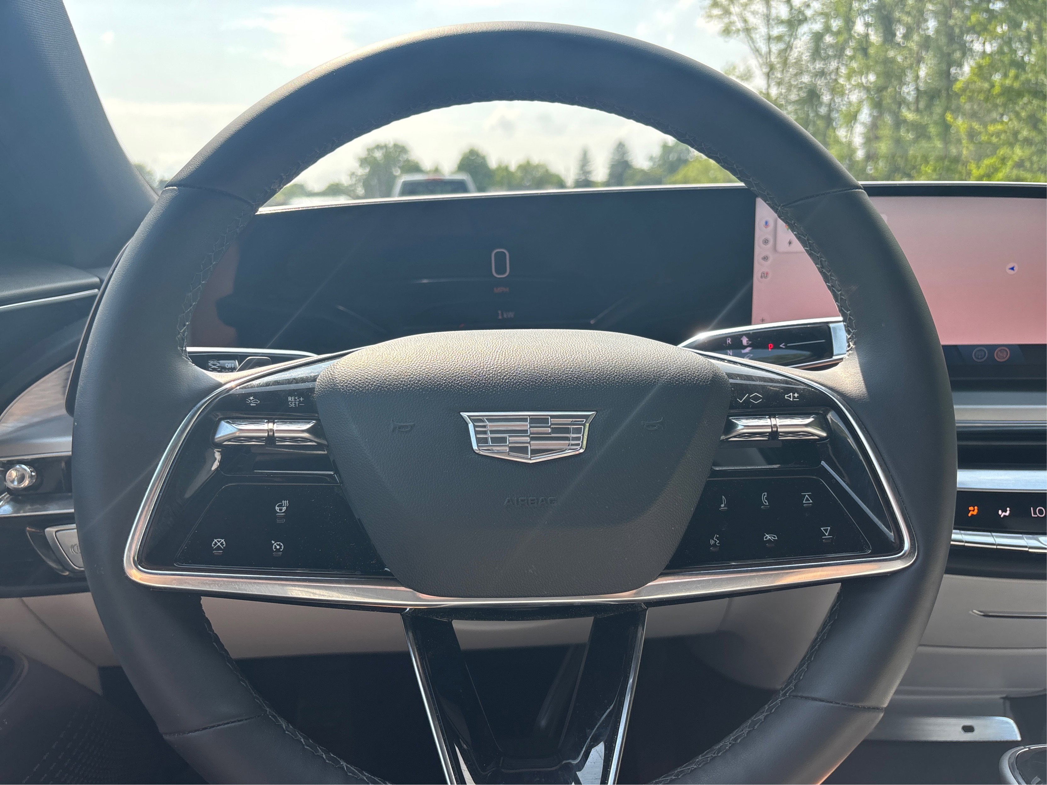 Used 2024 Cadillac Lyriq Luxury w/ LPO, Floor Liner Package image 20