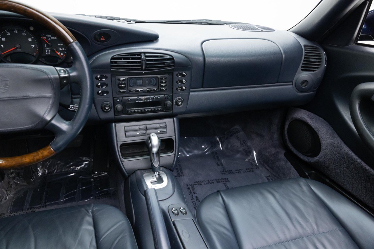 Used 2000 Porsche 911 Cabriolet image 14