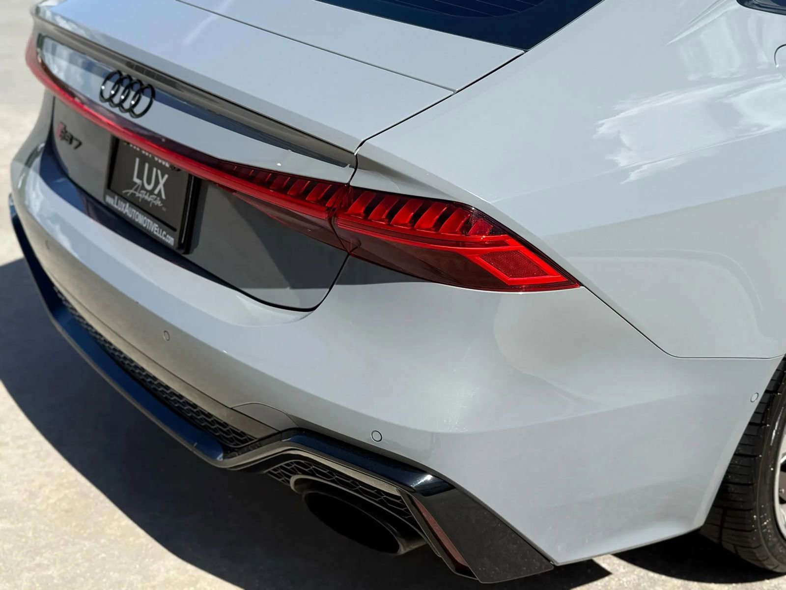 Used 2021 Audi RS 7 Sportback w/ Black Optic Package image 12