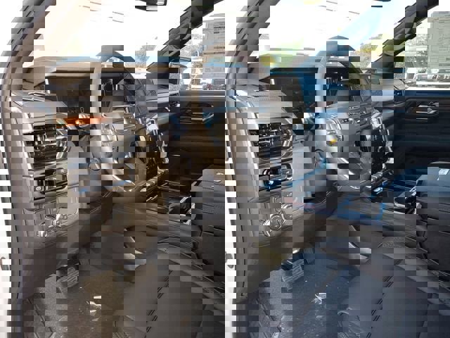 New 2026 GMC Yukon XL Denali w/ Sun & Power Step Package RWD image 20