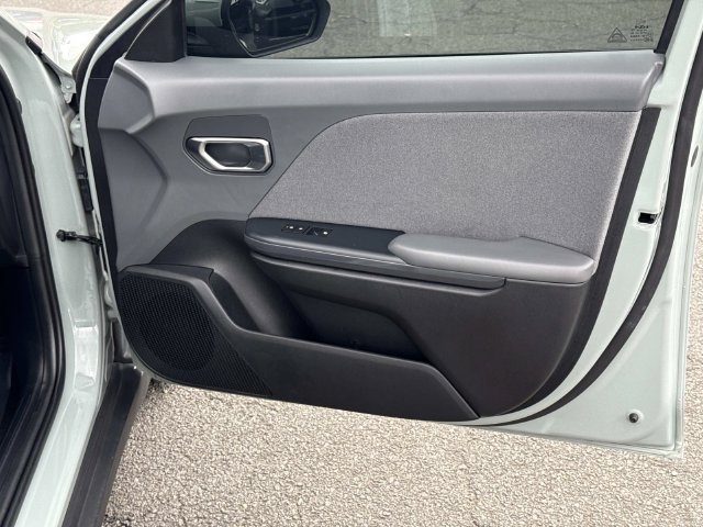 Used 2025 Kia K4 EX FWD image 8