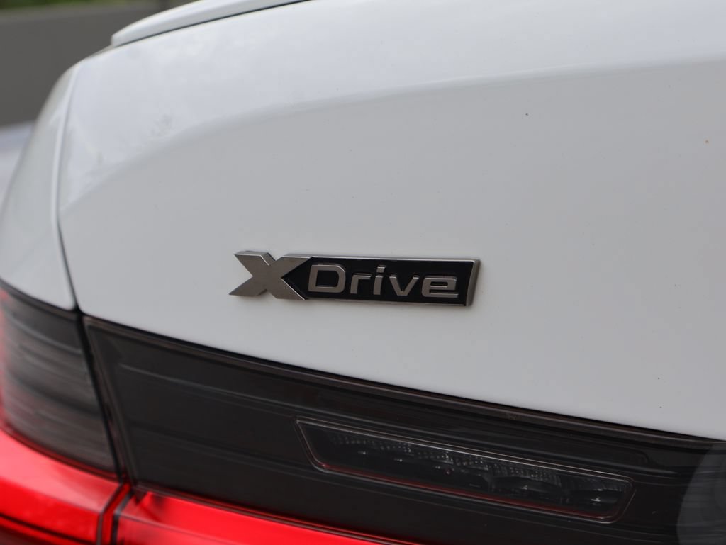Used 2021 BMW M340i xDrive w/ Premium Package AWD/4WD image 9