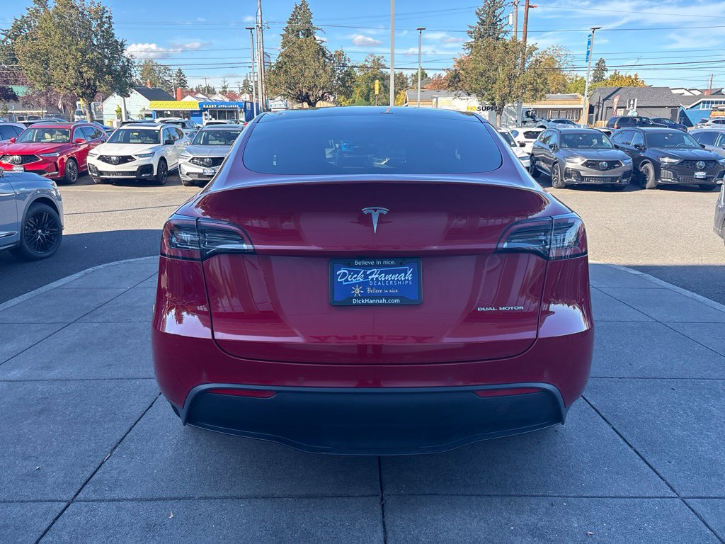 Used 2022 Tesla Model Y Long Range AWD/4WD image 8