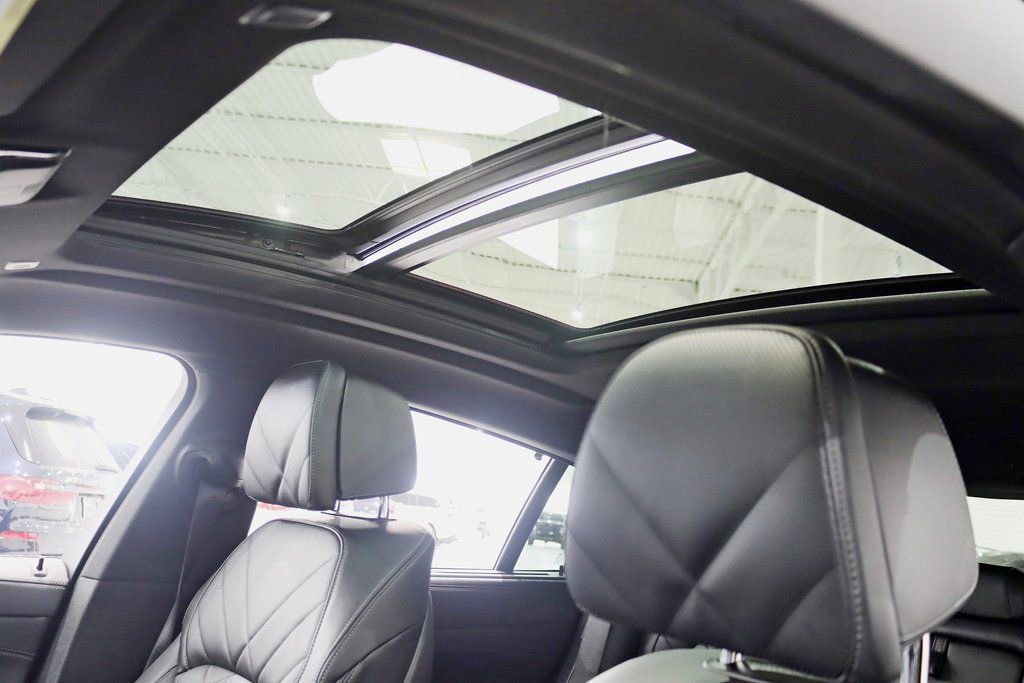 Used 2023 BMW X6 xDrive40i w/ Executive Package image 34