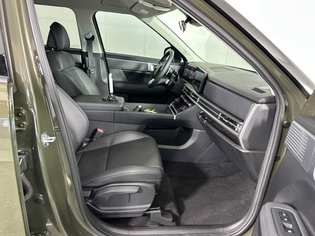 Used 2025 Hyundai Santa Fe SEL FWD image 28