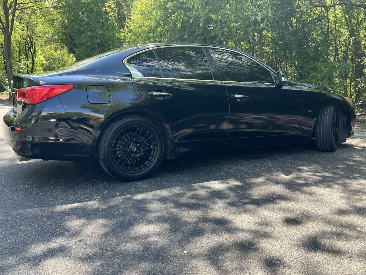 Used 2015 INFINITI Q50 Premium w/ Navigation Package RWD image 16