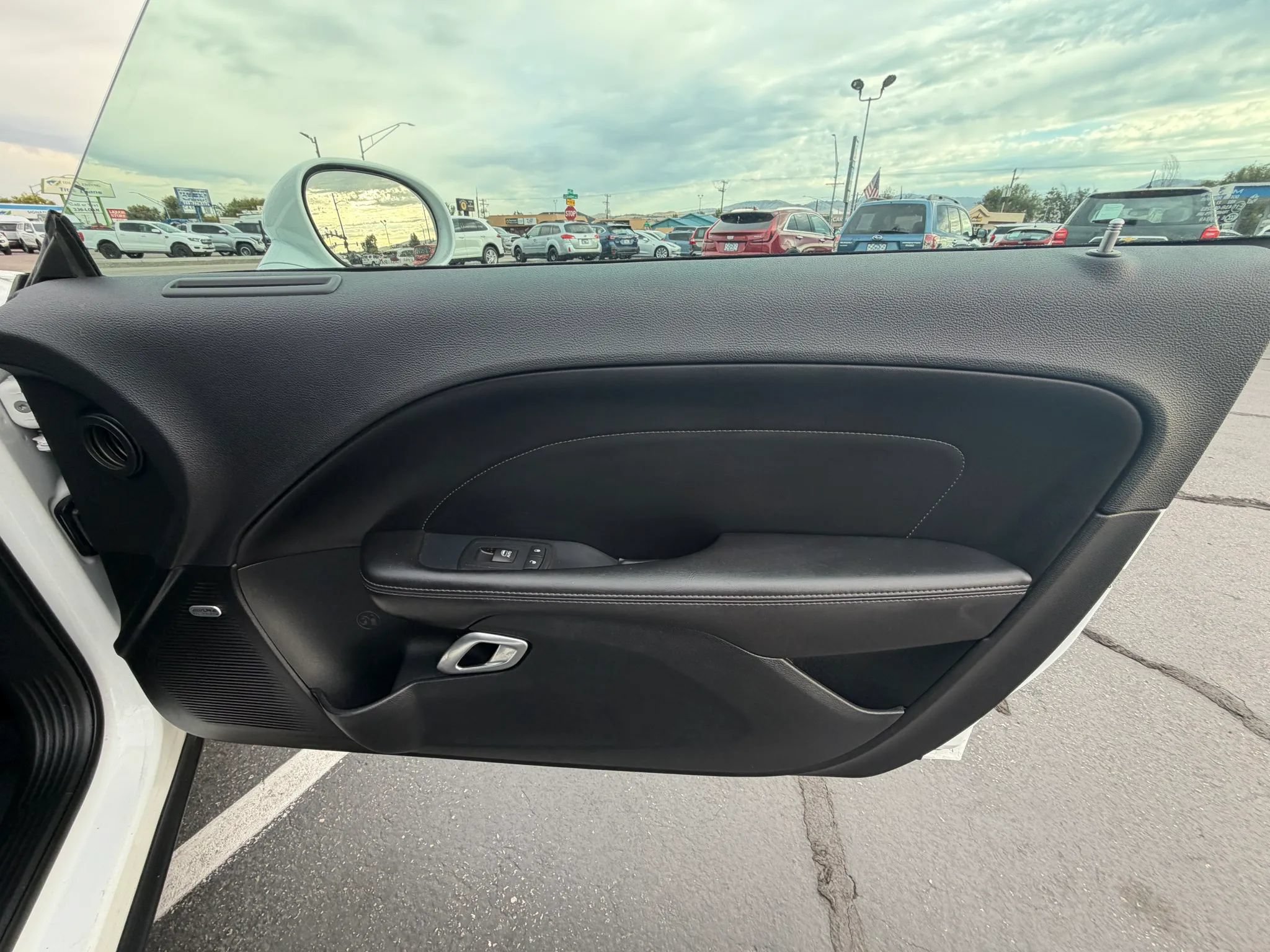 Used 2018 Dodge Challenger R/T Plus RWD image 15