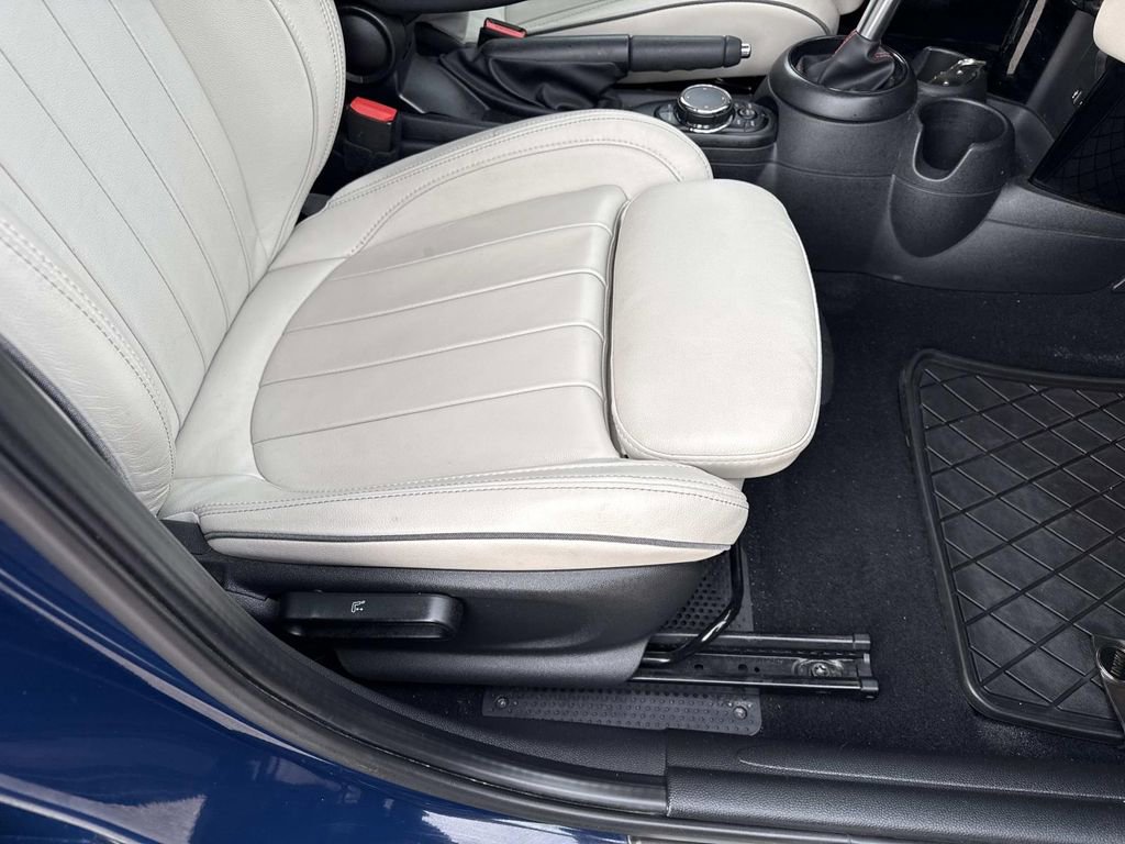 Used 2019 MINI Cooper S image 31
