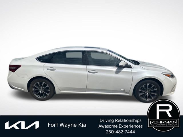 Used 2016 Toyota Avalon XLE Premium FWD image 6