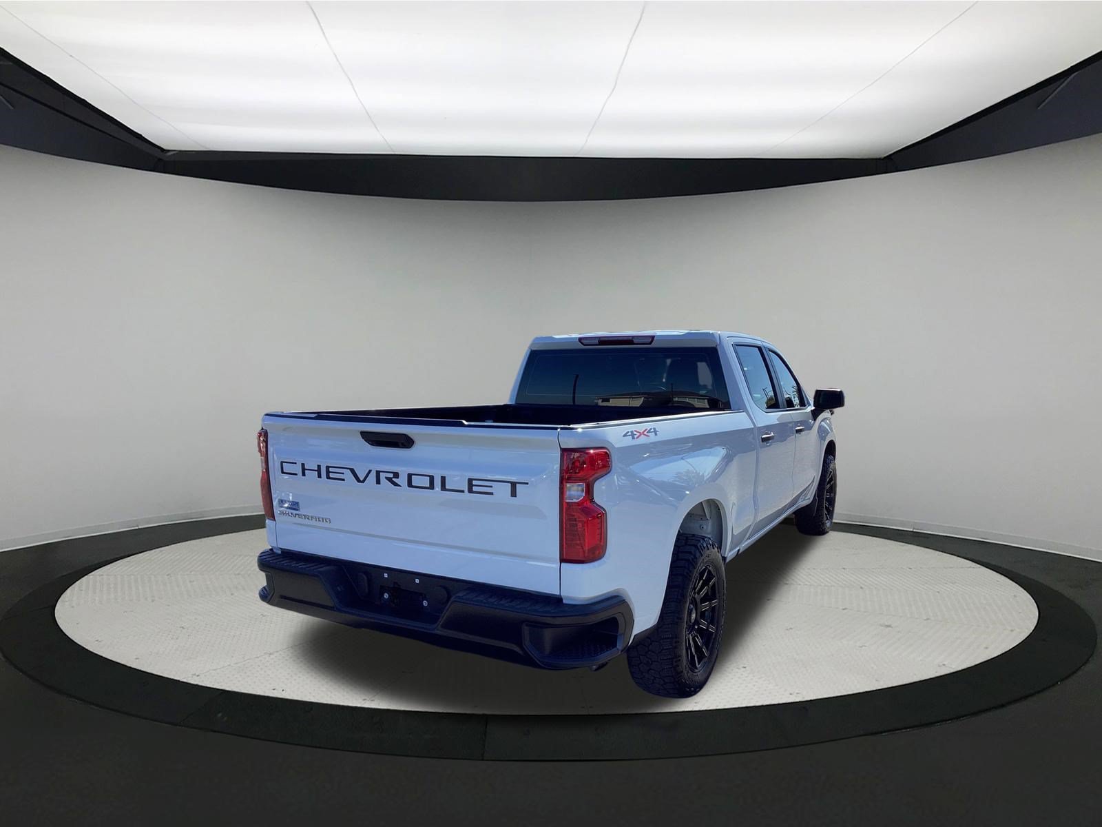 Used 2024 Chevrolet Silverado 1500 W/T AWD/4WD image 8