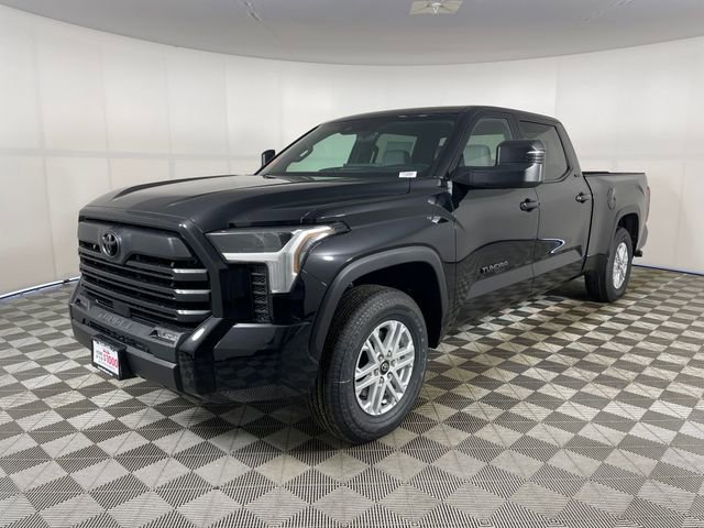 New 2026 Toyota Tundra SR5 w/ SR5 Premium Package