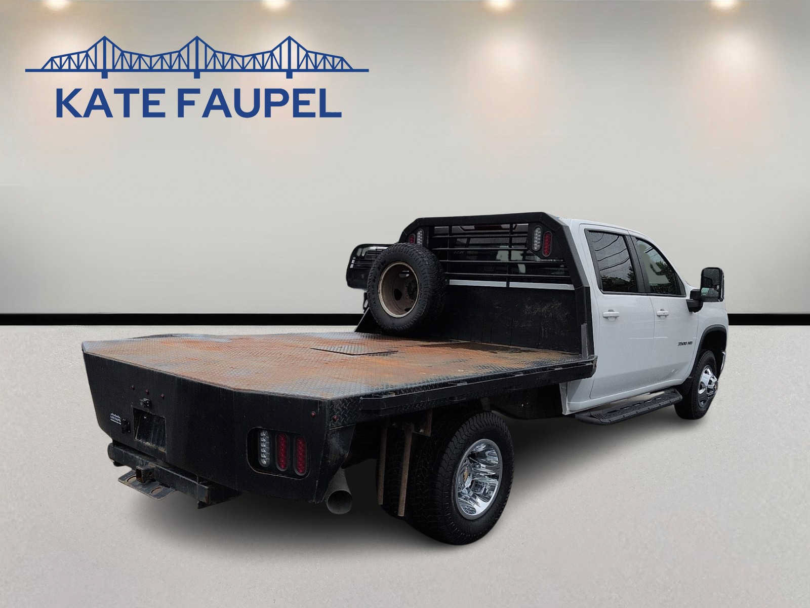 Used 2024 Chevrolet Silverado 3500 LT w/ Convenience Package AWD/4WD image 7