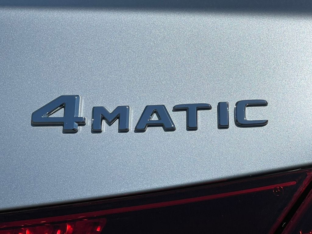 Used 2023 Mercedes-Benz C 300 4MATIC Sedan image 9