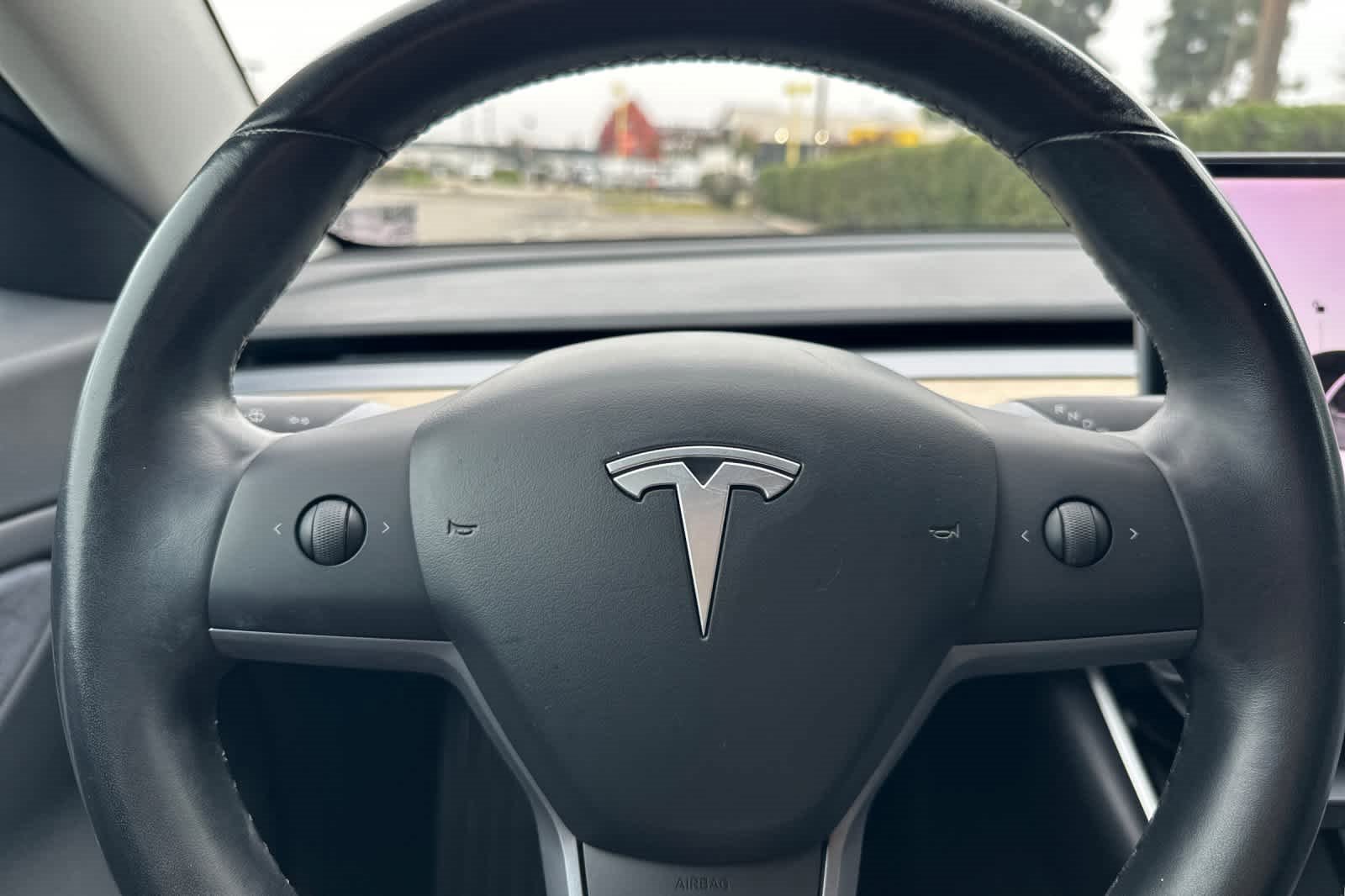 Used 2018 Tesla Model 3 image 22