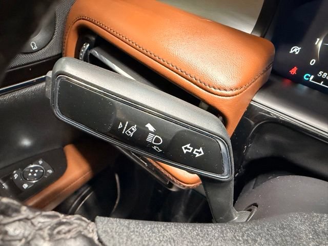 Used 2022 Lincoln Nautilus Reserve AWD/4WD image 26