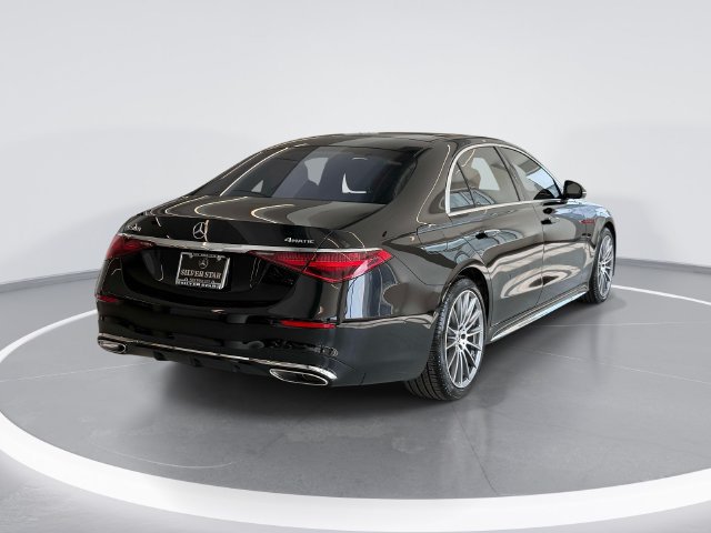 Used 2026 Mercedes-Benz S 500 4MATIC image 4
