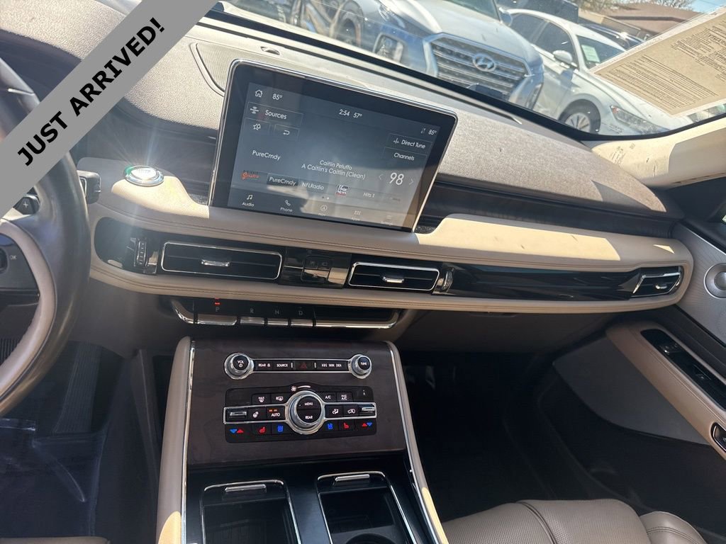 Used 2020 Lincoln Aviator Reserve w/ Equipment Group 202A image 10