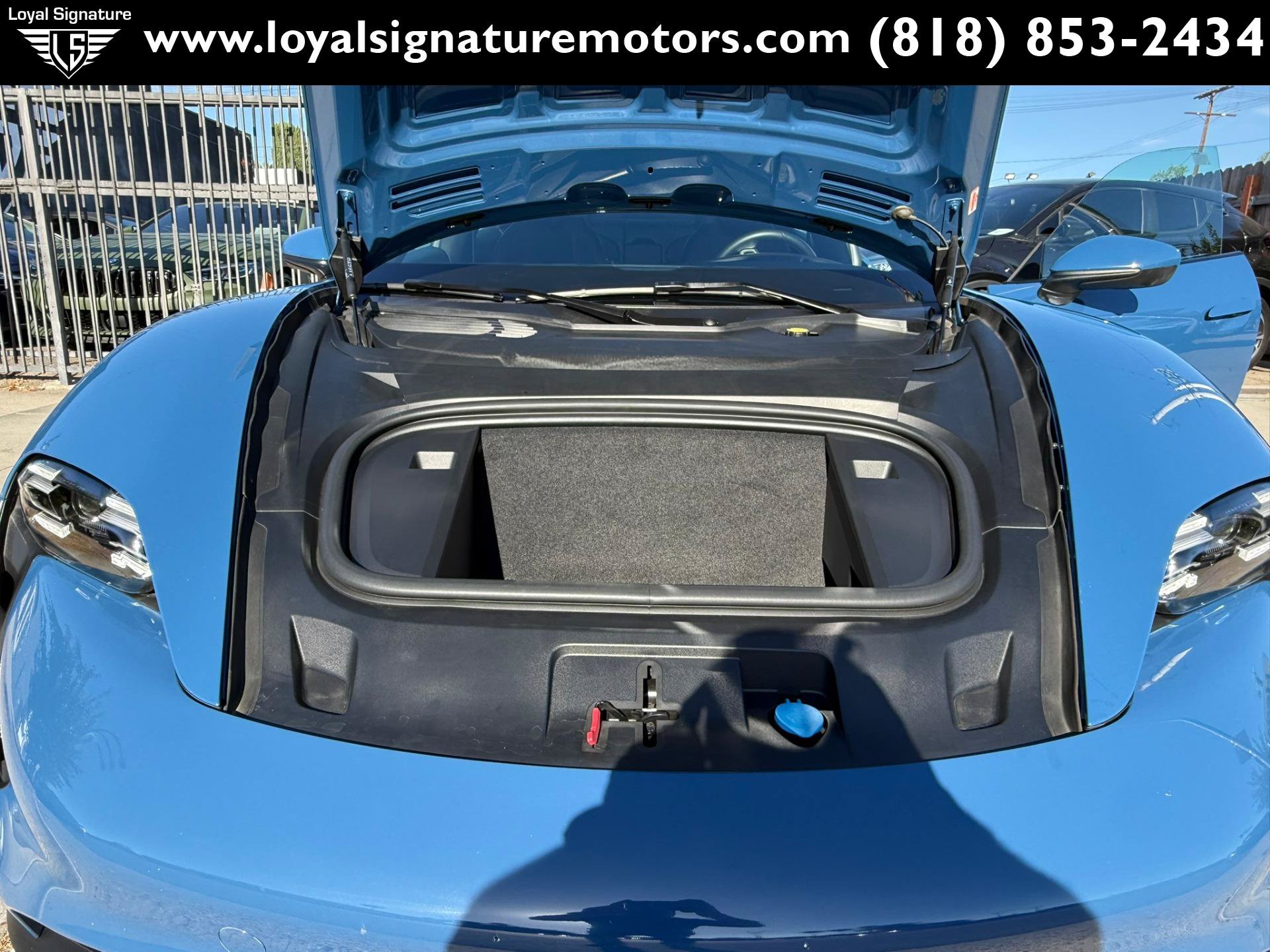 Used 2022 Porsche Taycan RWD image 37