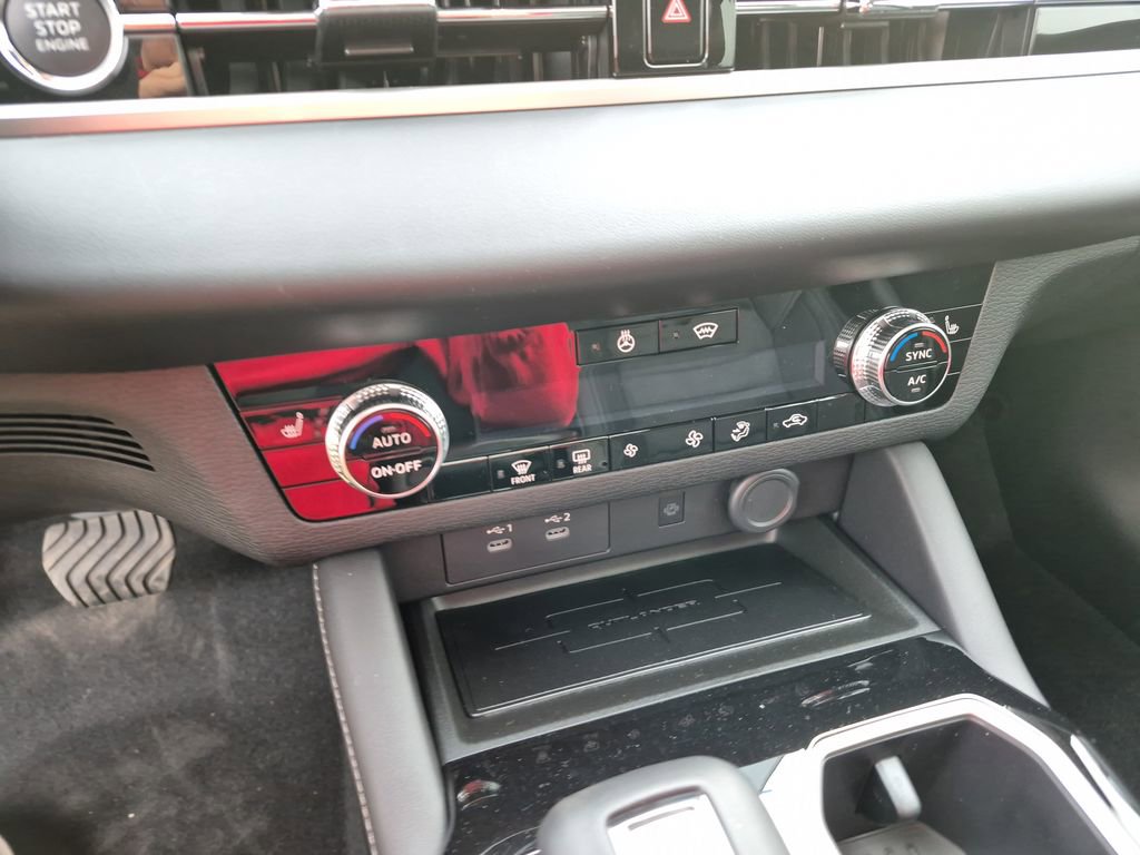 New 2026 Mitsubishi Outlander SE image 35