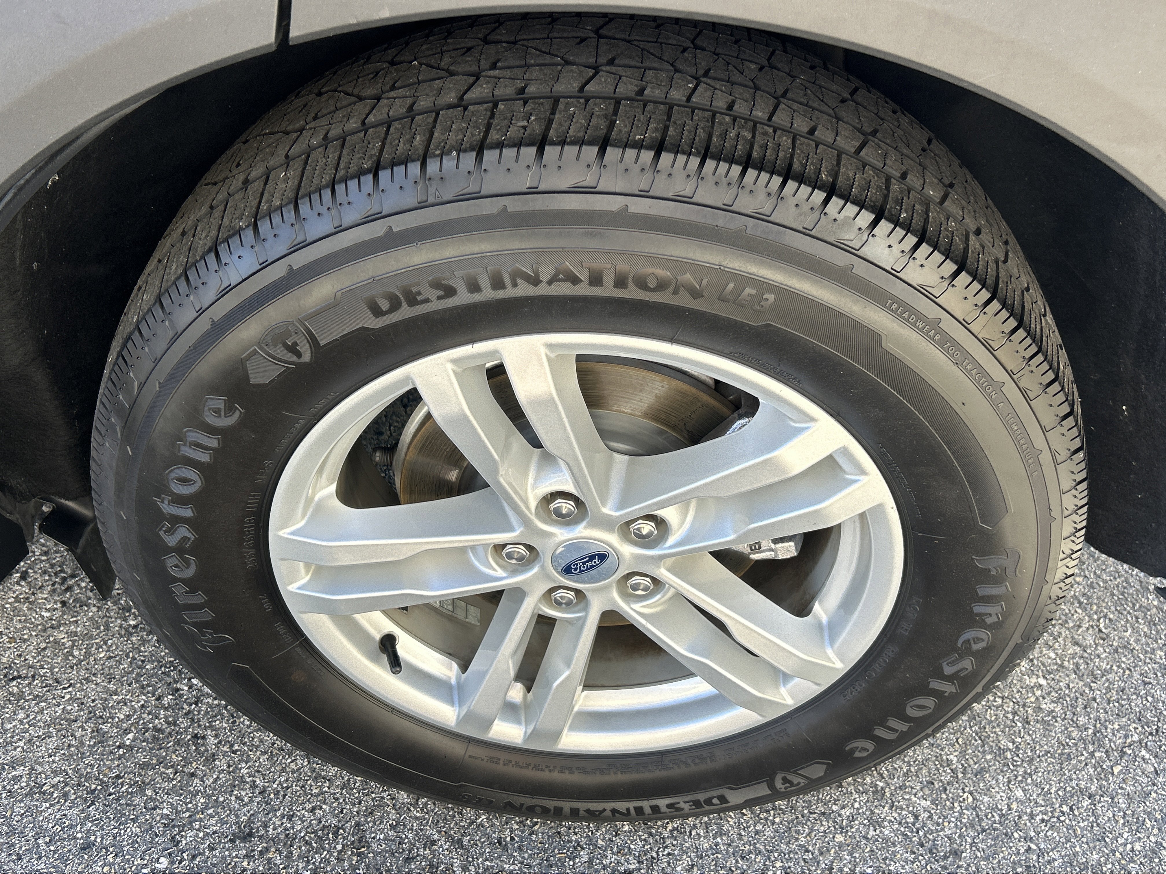 Used 2022 Ford Explorer XLT image 9