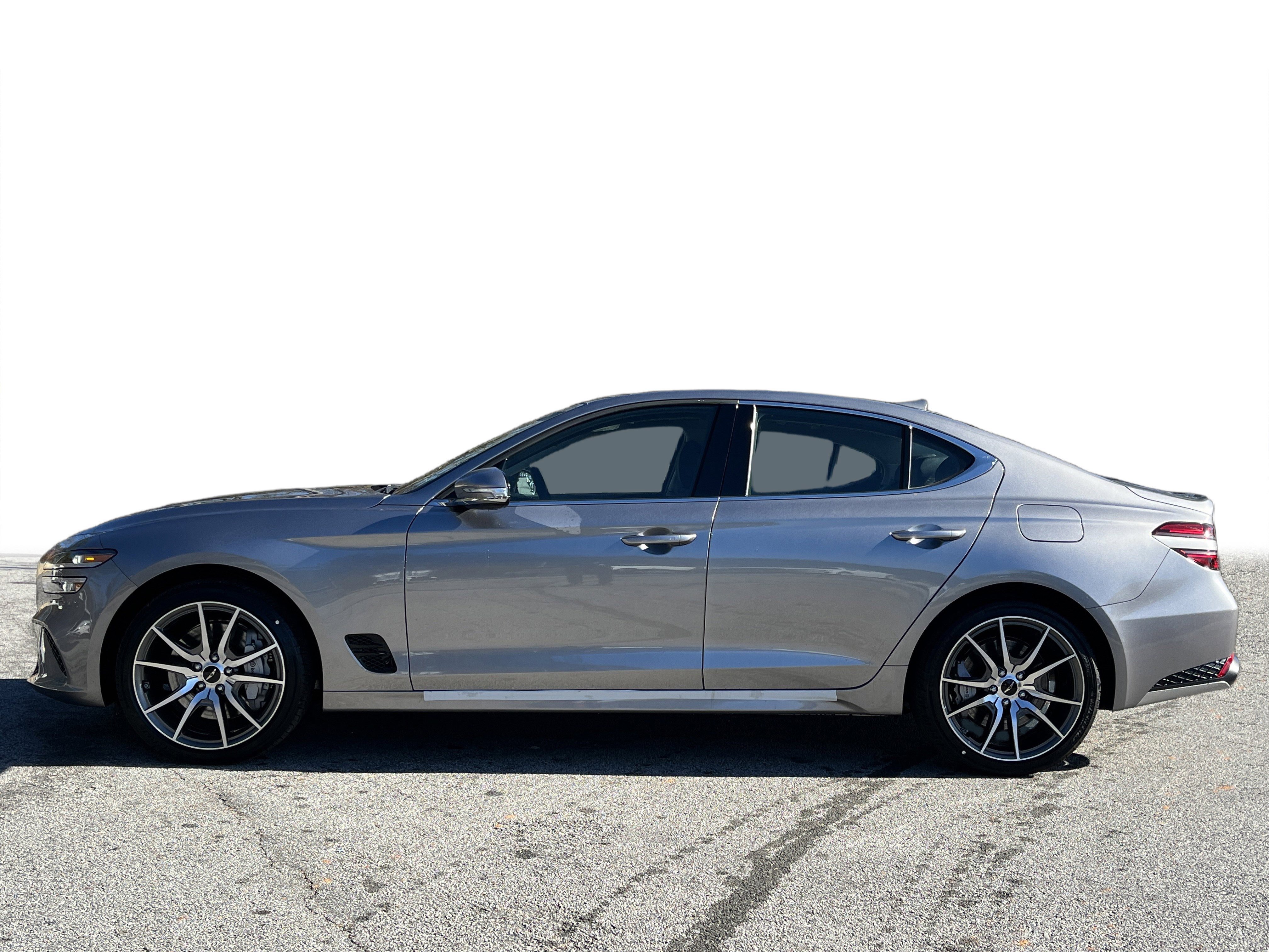 Used 2026 Genesis G70 2.5T image 21