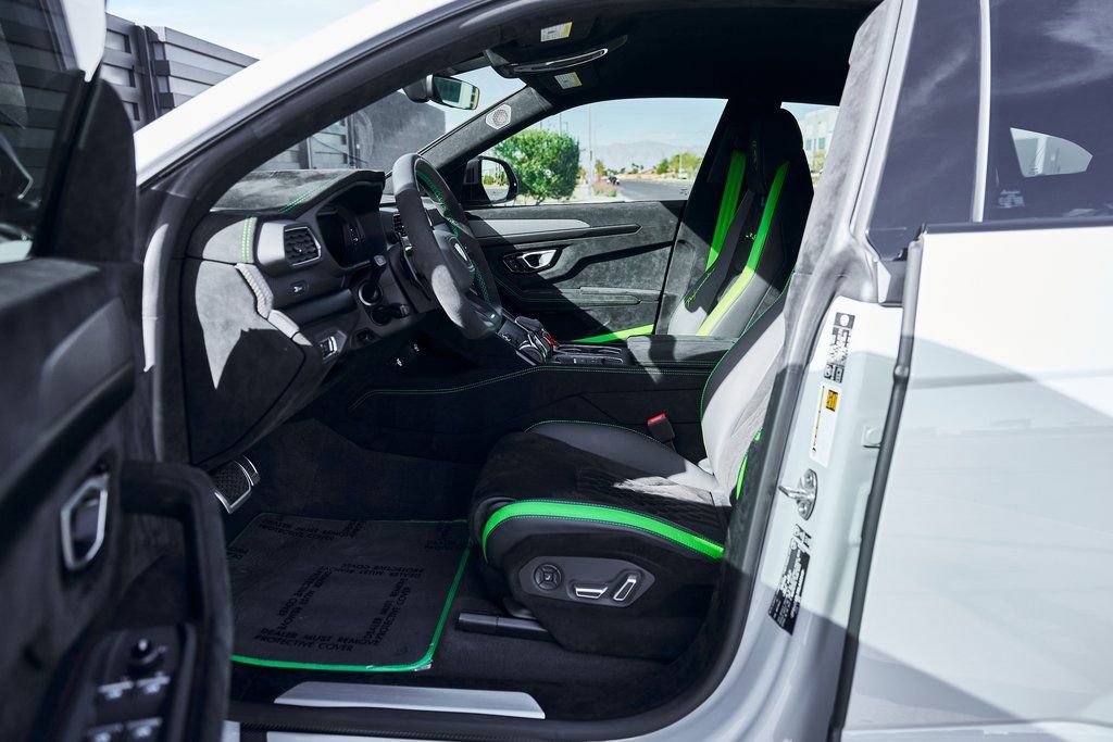 Used 2024 Lamborghini Urus Performante image 41