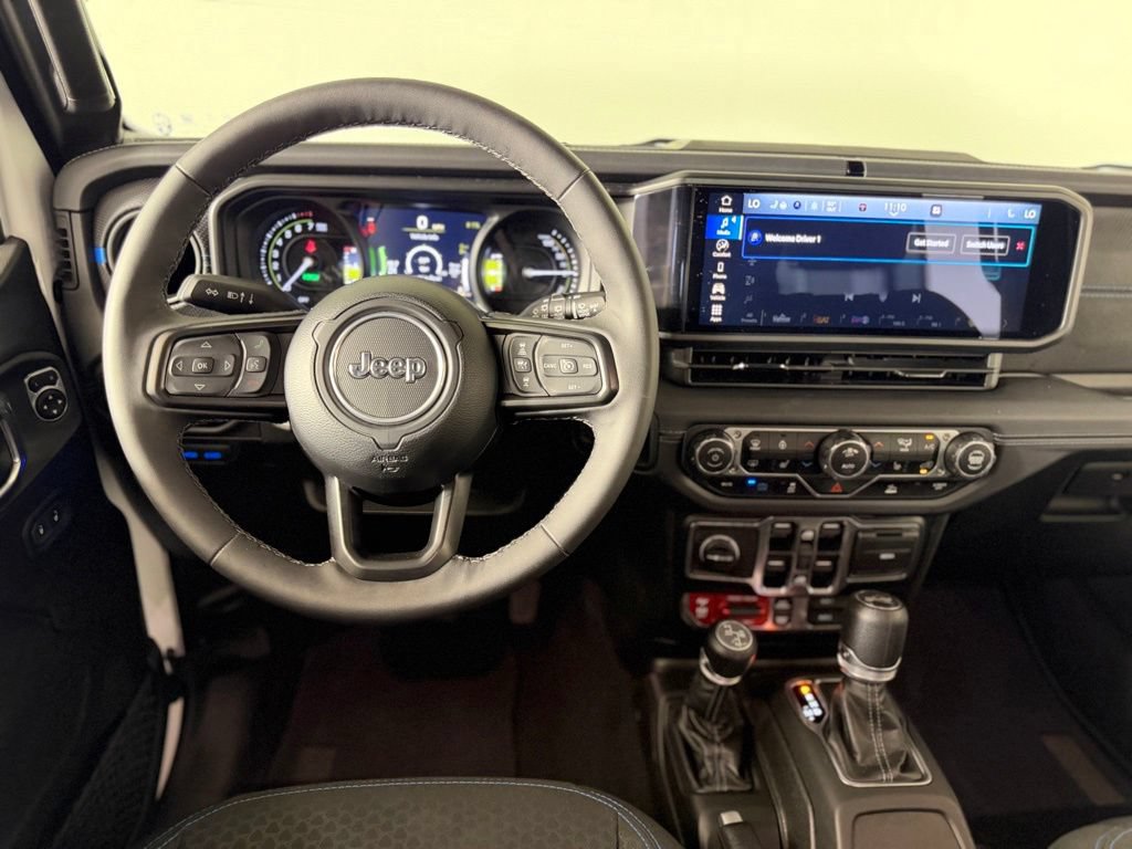 Certified 2025 Jeep Wrangler Unlimited Rubicon 4xe w/ Convenience Group AWD/4WD image 16