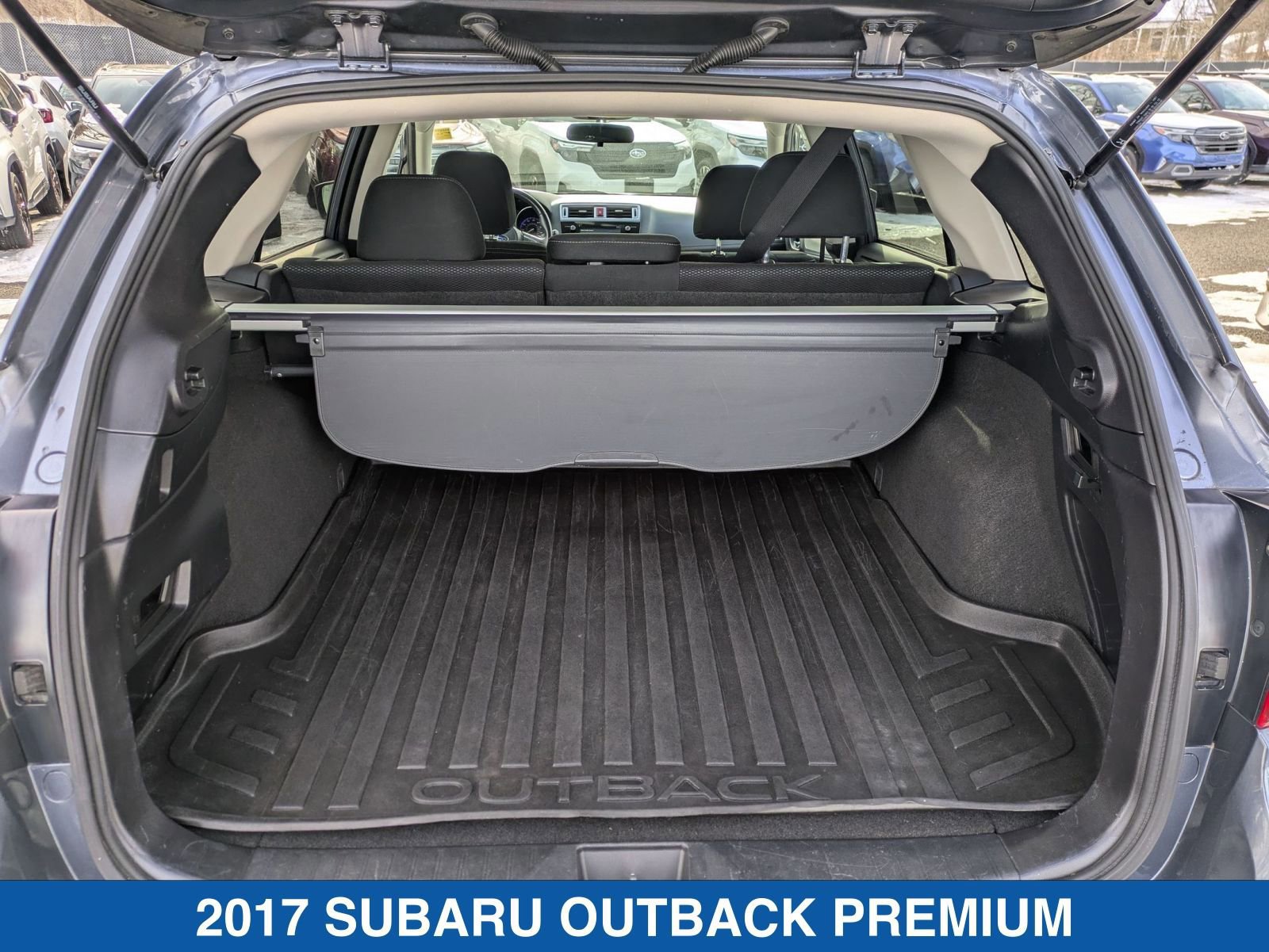 Used 2017 Subaru Outback 2.5i Premium image 31