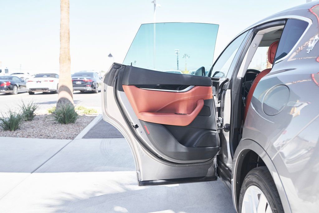 Used 2022 Maserati Levante GT image 14