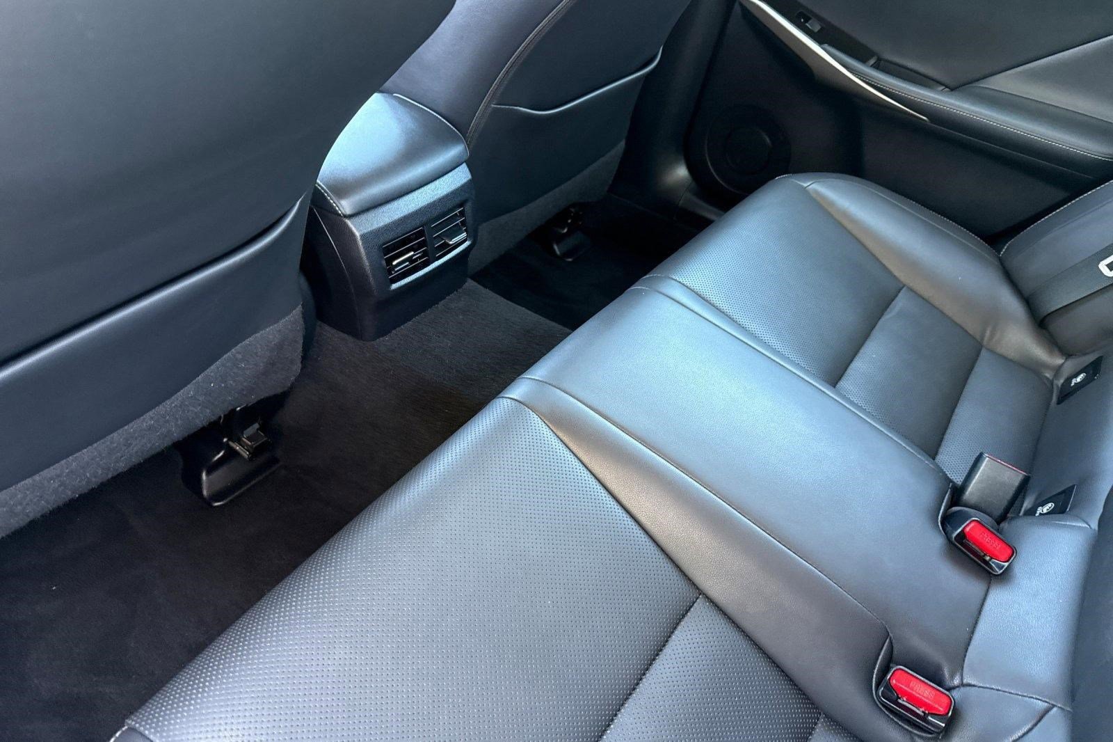 Used 2015 Lexus IS 250 AWD w/ Navigation System Package image 26
