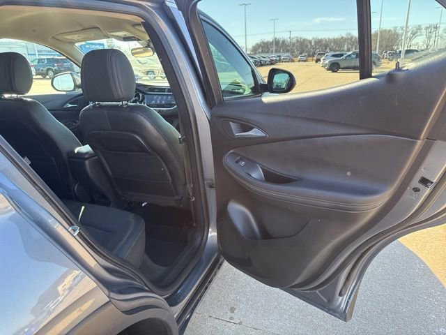 Used 2021 Buick Encore GX Preferred w/ Cold Weather Comfort Package image 39