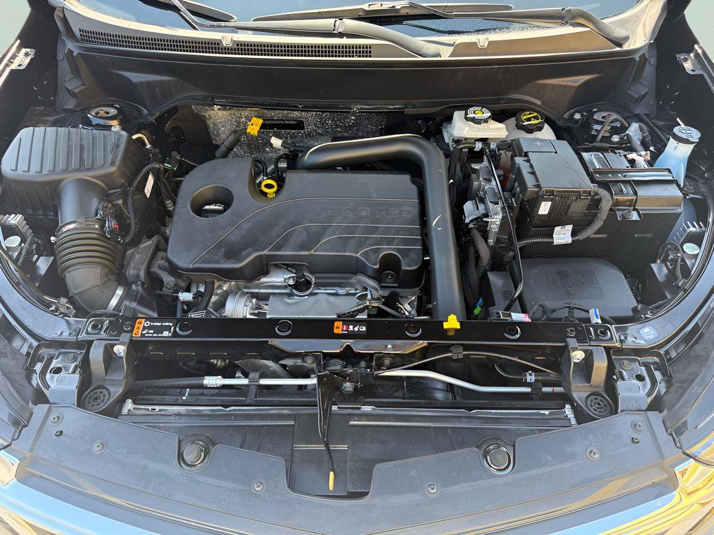 Used 2024 Chevrolet Equinox LT image 38