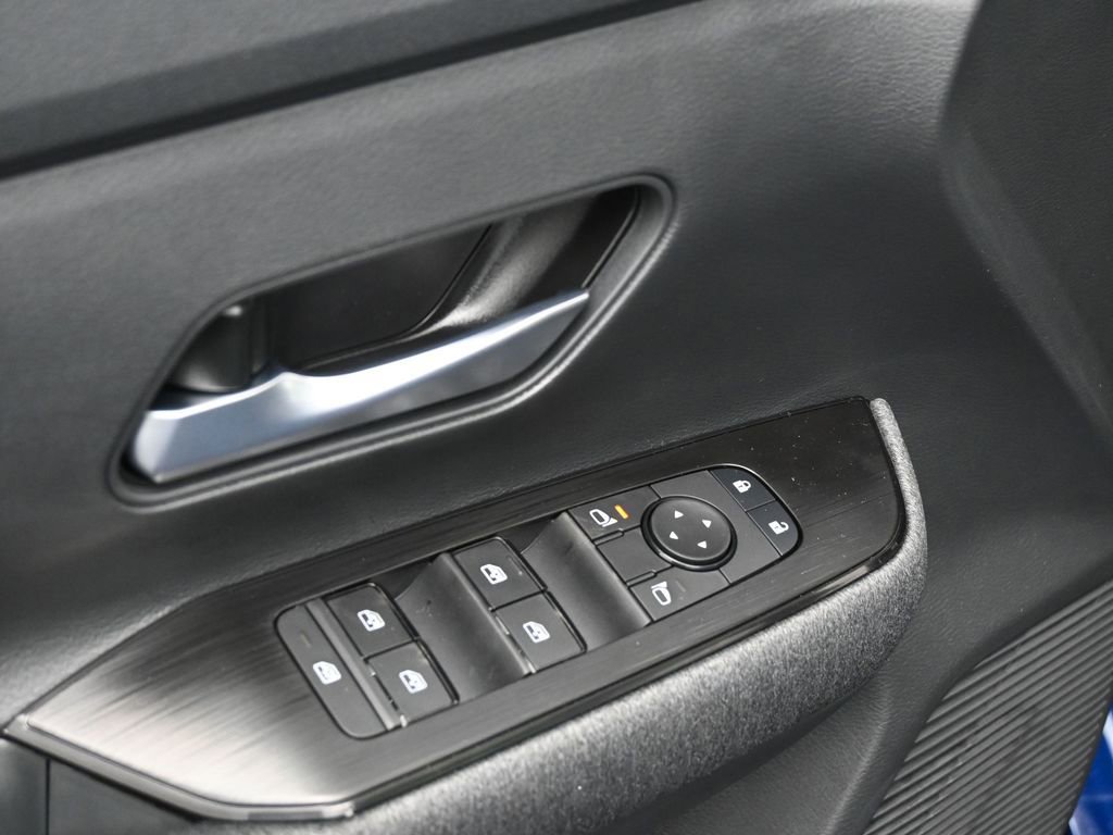 New 2026 Nissan Kicks SV w/ SV Premium Package AWD/4WD image 14