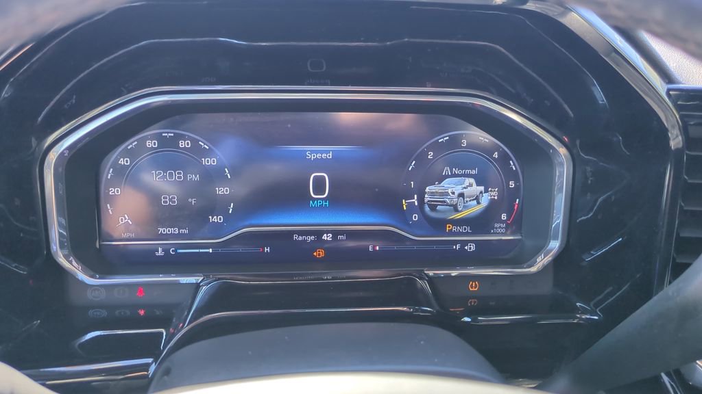 Used 2024 Chevrolet Silverado 2500 LT image 20