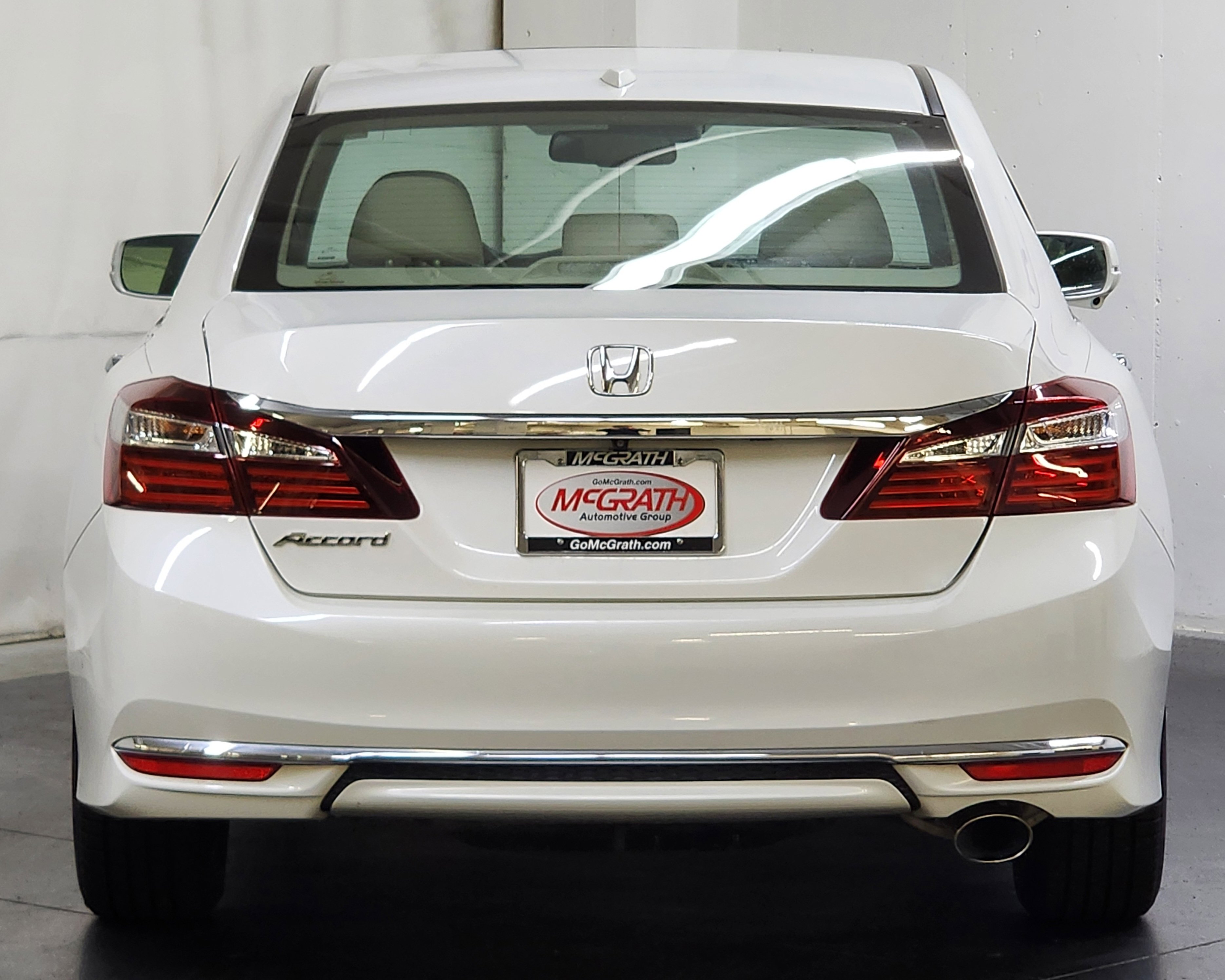 Used 2017 Honda Accord EX-L image 6