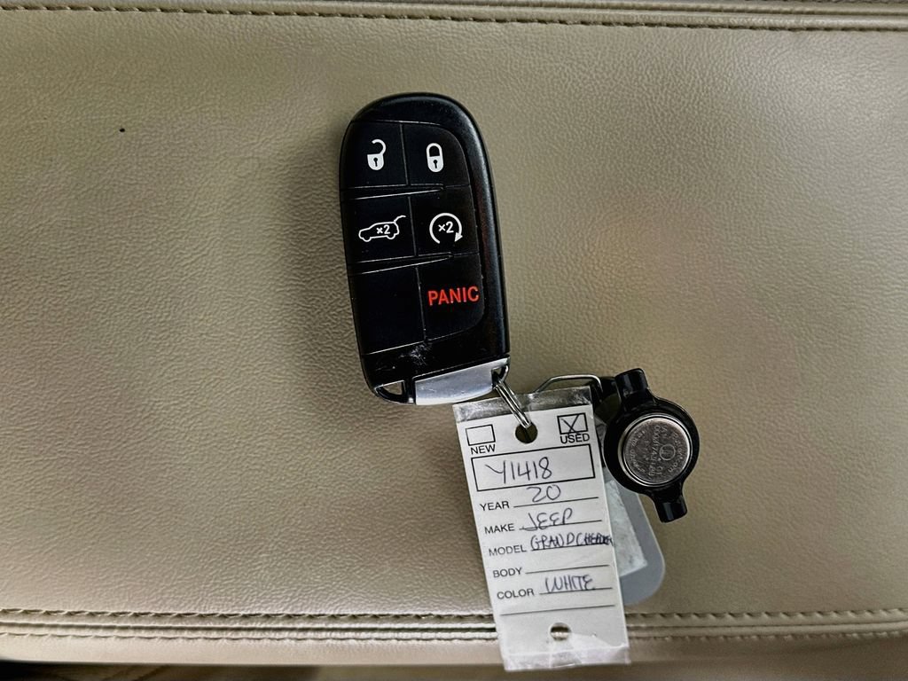 Used 2020 Jeep Grand Cherokee Limited AWD/4WD image 33