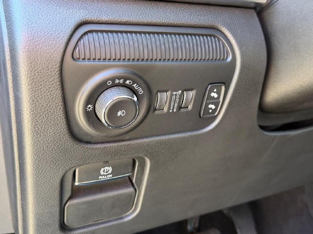 New 2024 Jeep Grand Wagoneer Series I w/ HD Trailer Tow Package AWD/4WD image 23