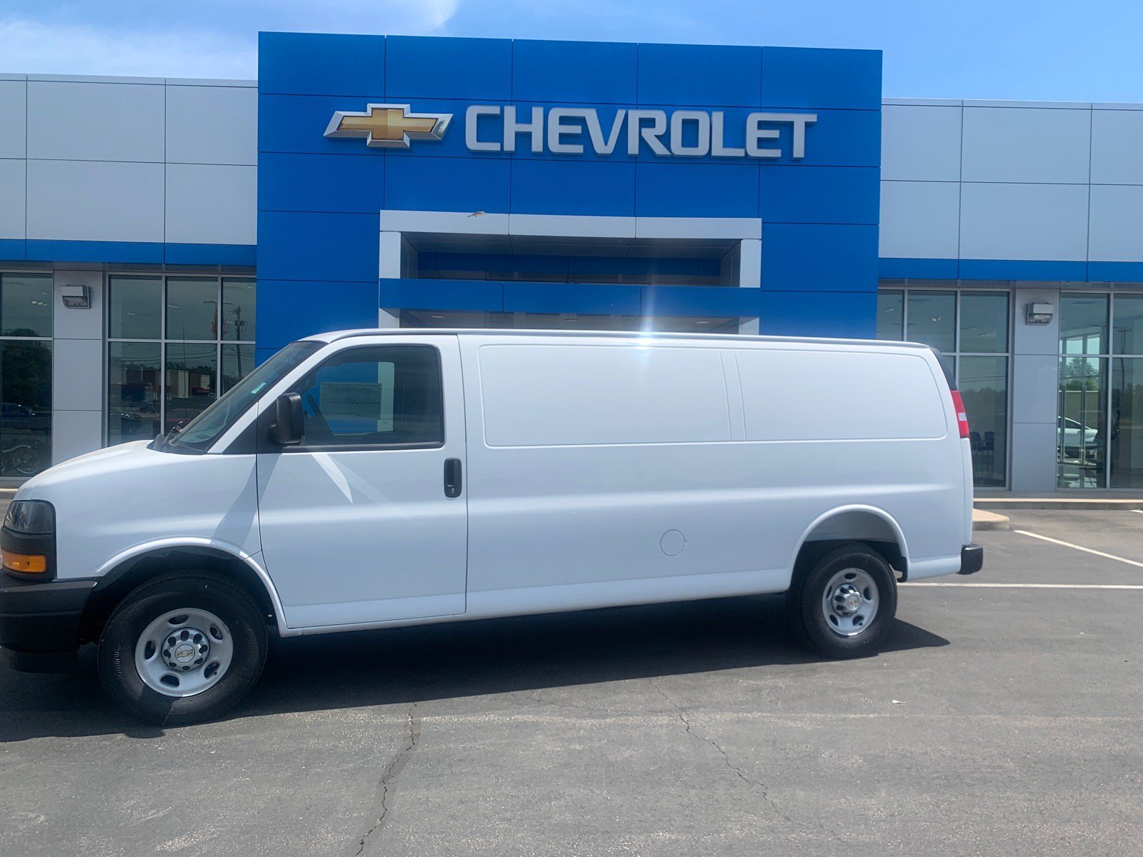 New 2026 Chevrolet Express 2500 Extended w/ Driver Convenience Package RWD image 1