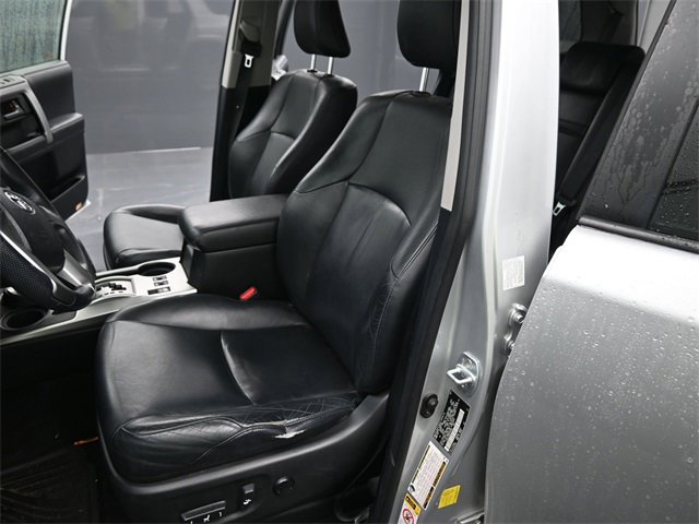 Used 2011 Toyota 4Runner Limited image 13