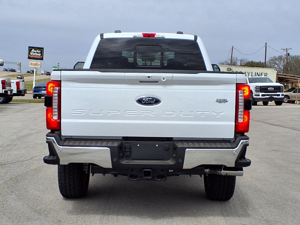 New 2025 Ford F250 Lariat w/ Chrome Package image 5