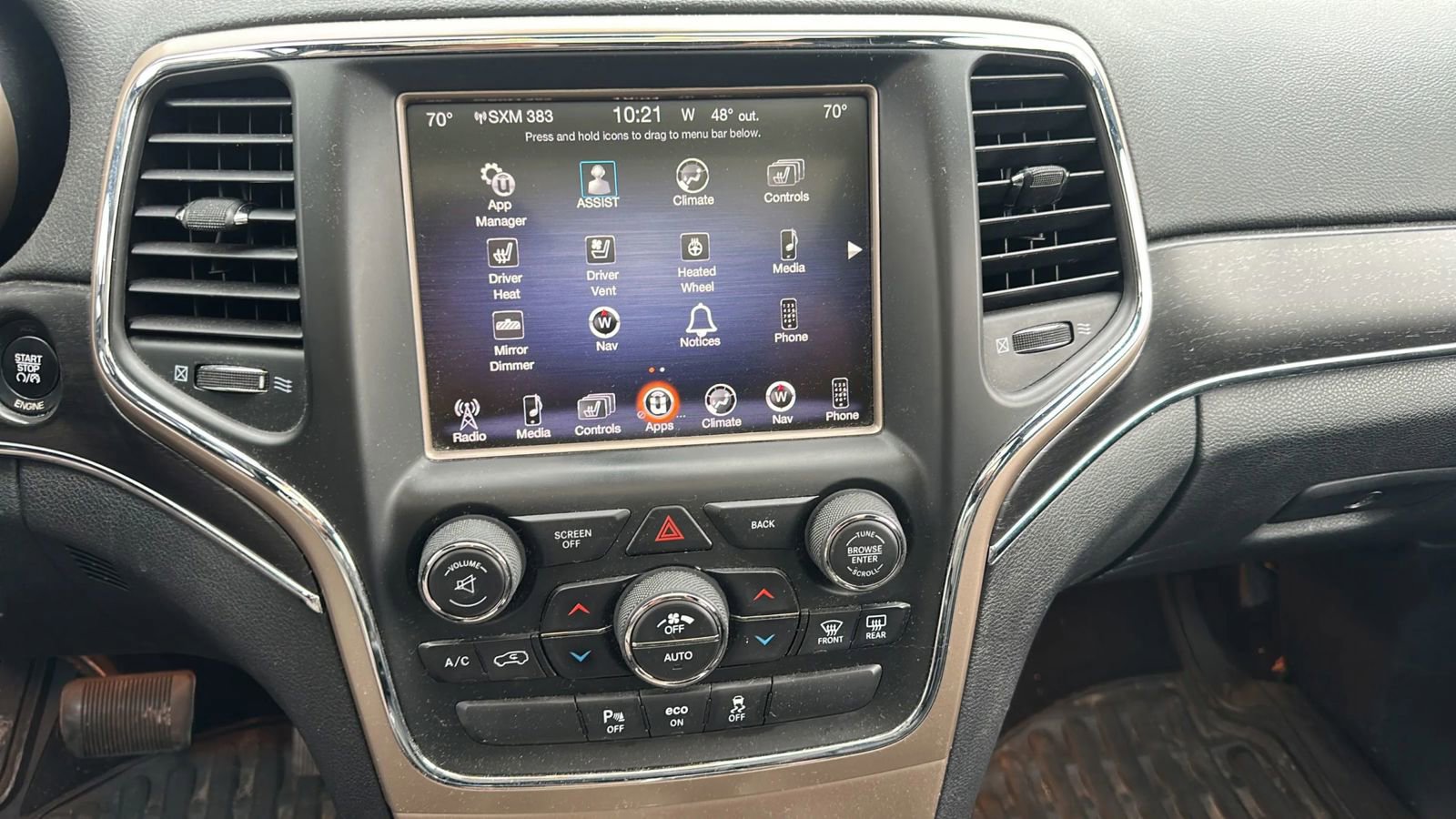 Used 2015 Jeep Grand Cherokee Limited w/ Luxury Group II image 24