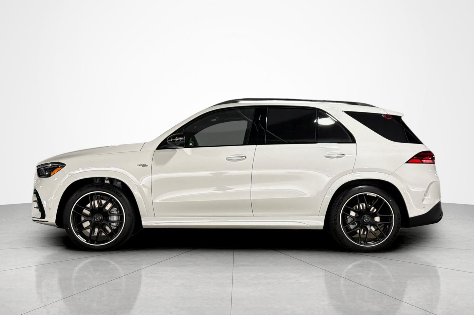 New 2026 Mercedes-Benz GLE 53 AMG 4MATIC image 2