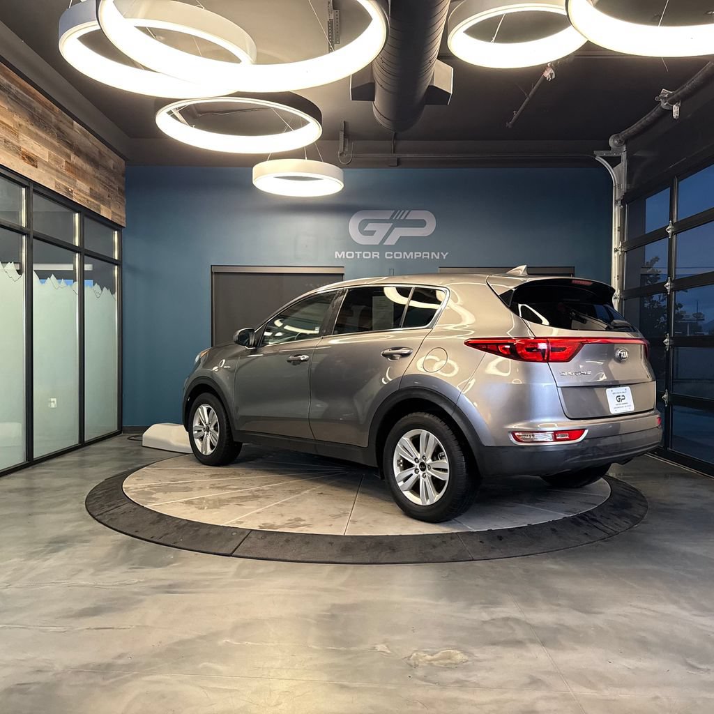 Used 2017 Kia Sportage LX AWD/4WD image 5